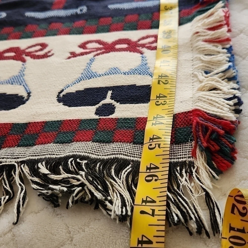 New Carpet Throw Christmas With fringe Hem Holidays Decor Vintage - Picture 11 of 11